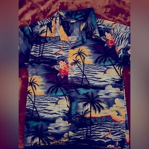 Hawaiian button up